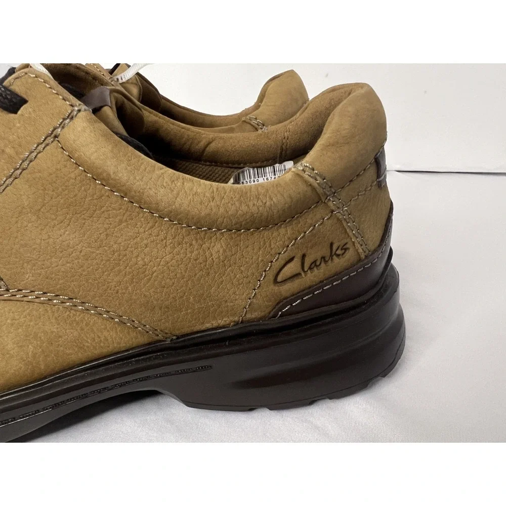 Clarks Mens Gessler Cap Cola Nubuck Leather Oxfords Size US 9 M (UK 8 G / EU 42)